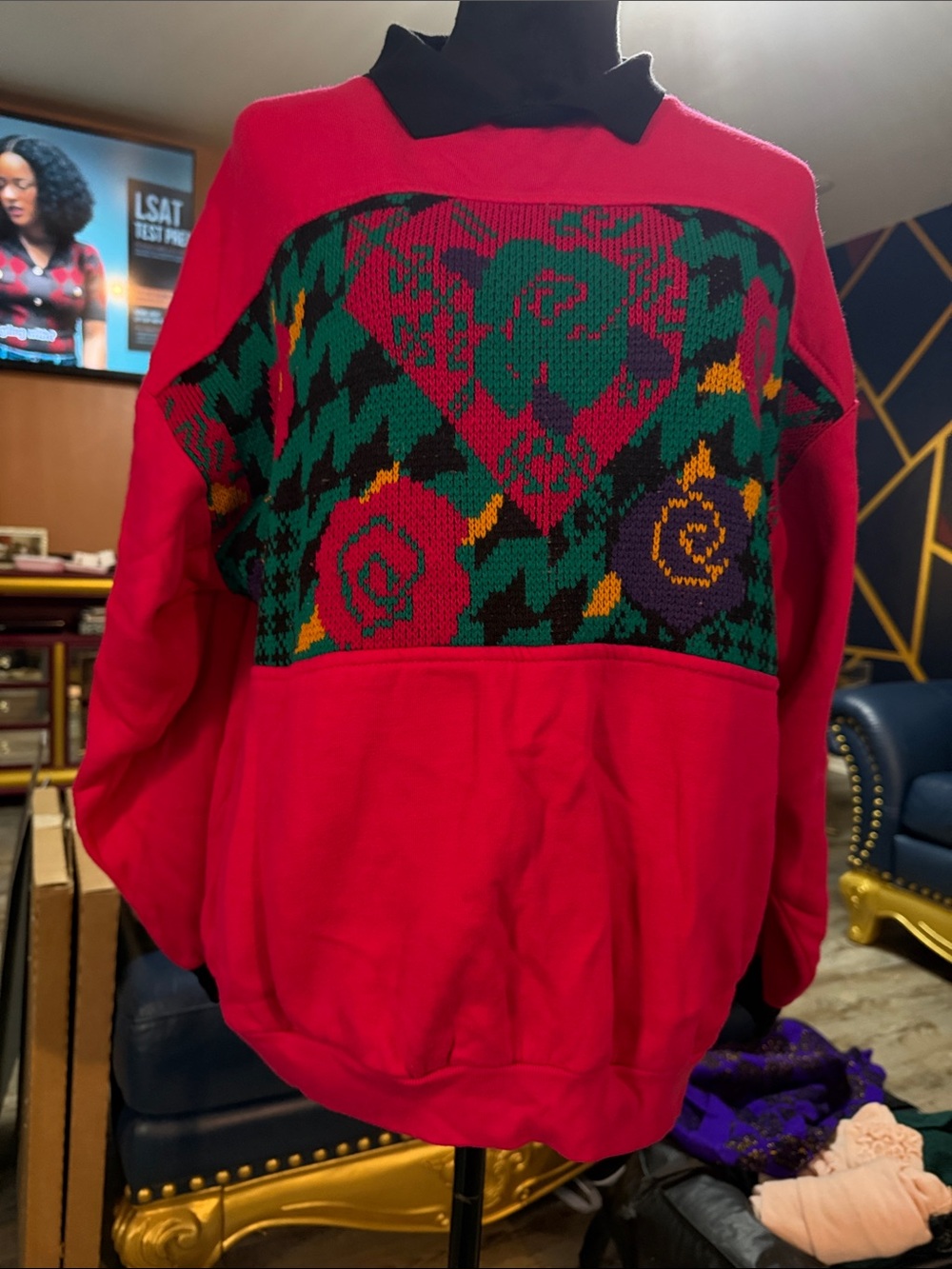 80’s Vintage “the Classics Fuchsia Pullover Sweater w/ Geometric Floral Panel